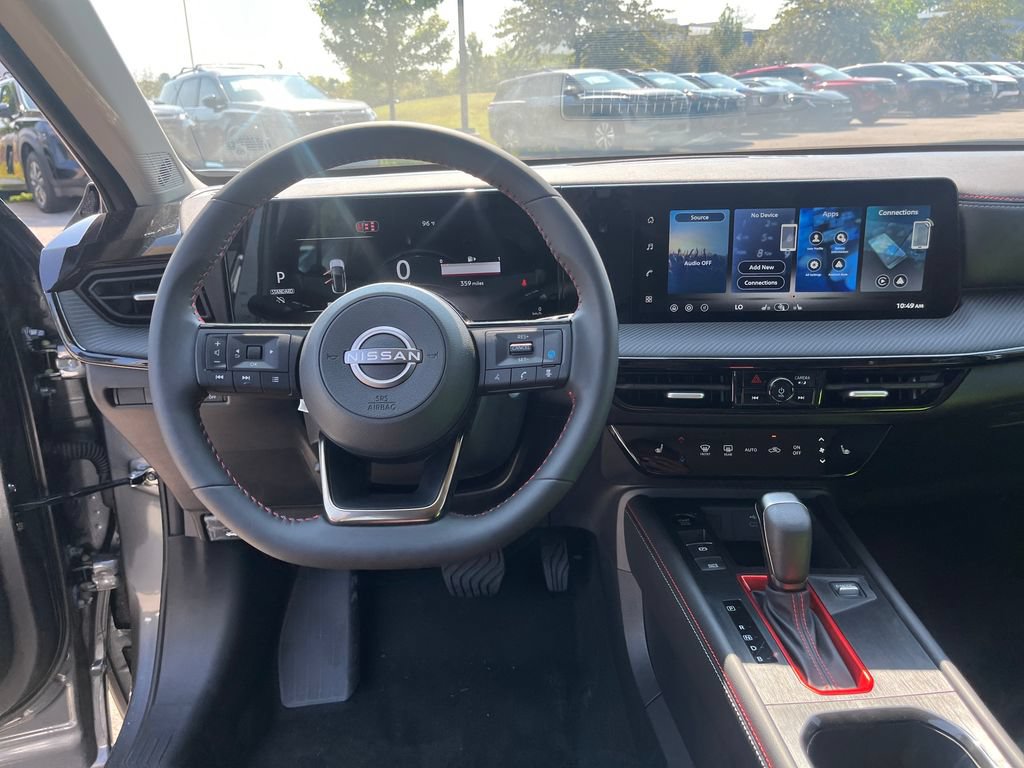 New 2027 Nissan Kicks SR w/ Cold Weather Package FWD image 24