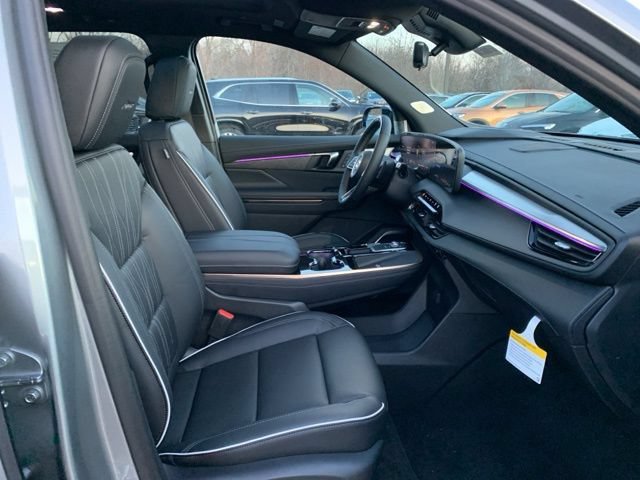 New 2026 Buick Enclave Avenir w/ Super Cruise Package FWD image 32