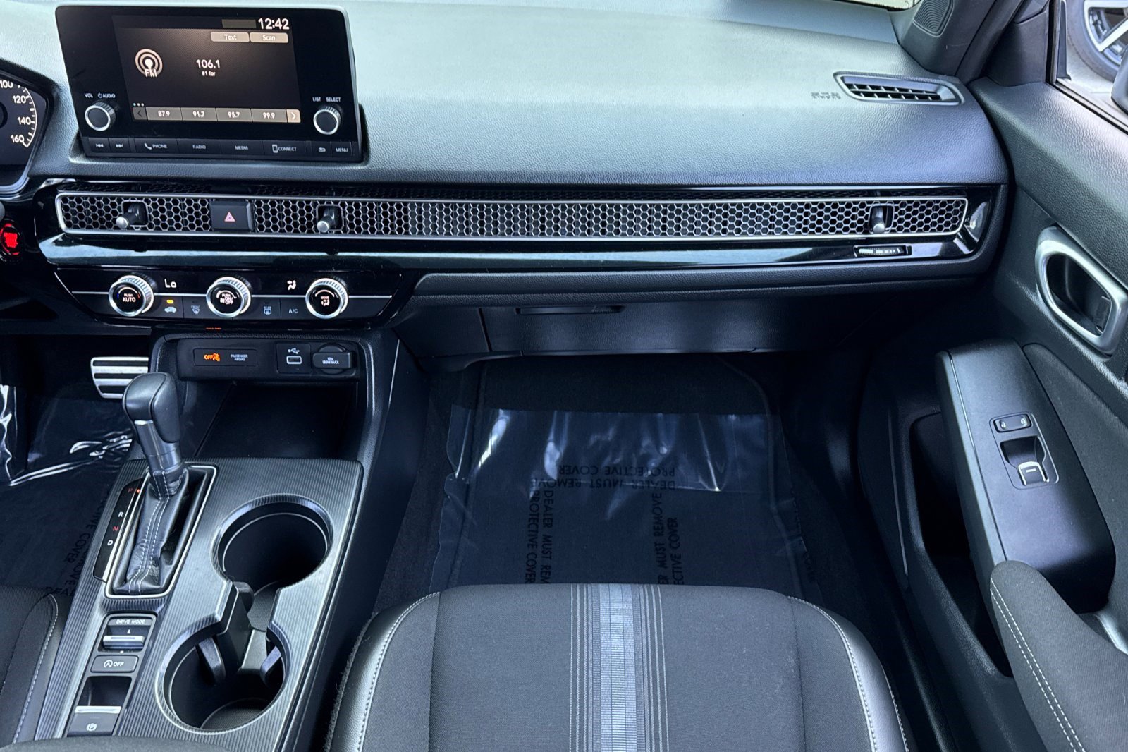 Used 2023 Honda Civic Sport image 29