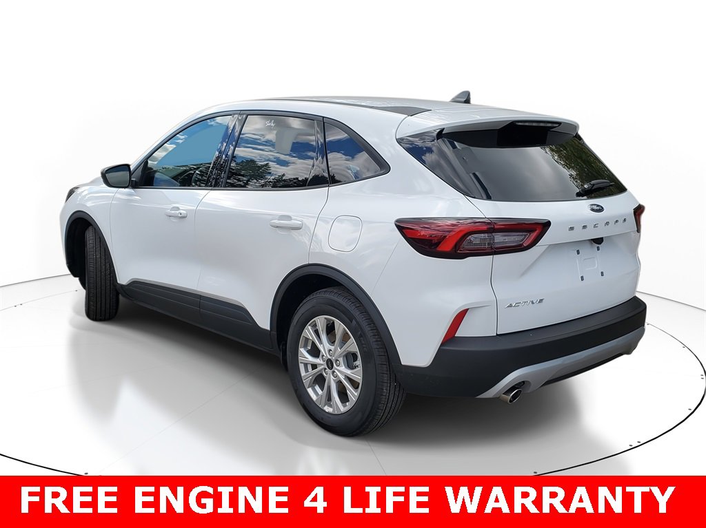 Used 2025 Ford Escape Active image 4