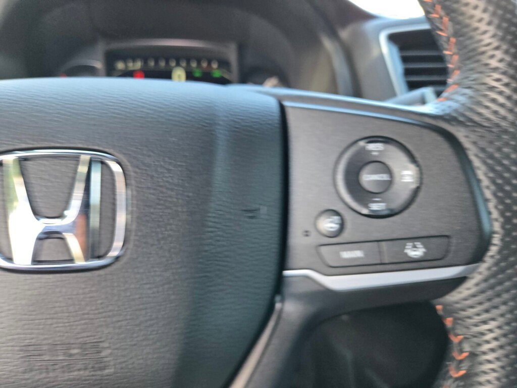 Certified 2025 Honda Passport TrailSport image 23