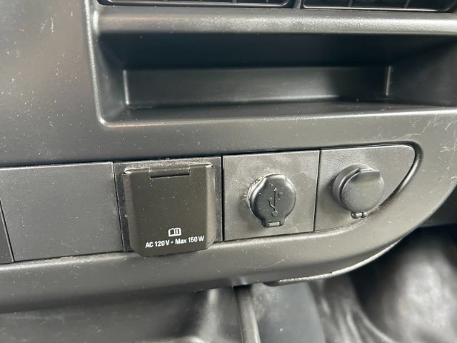 Used 2018 Chevrolet Express 2500 w/ Communications Package RWD image 17