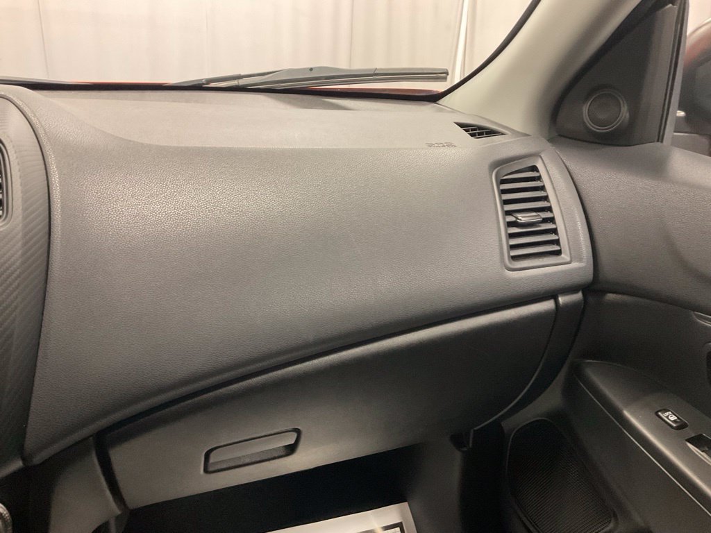 Used 2020 Mitsubishi Outlander Sport ES FWD image 23