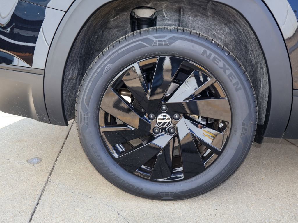 New 2026 Volkswagen Atlas SE image 9