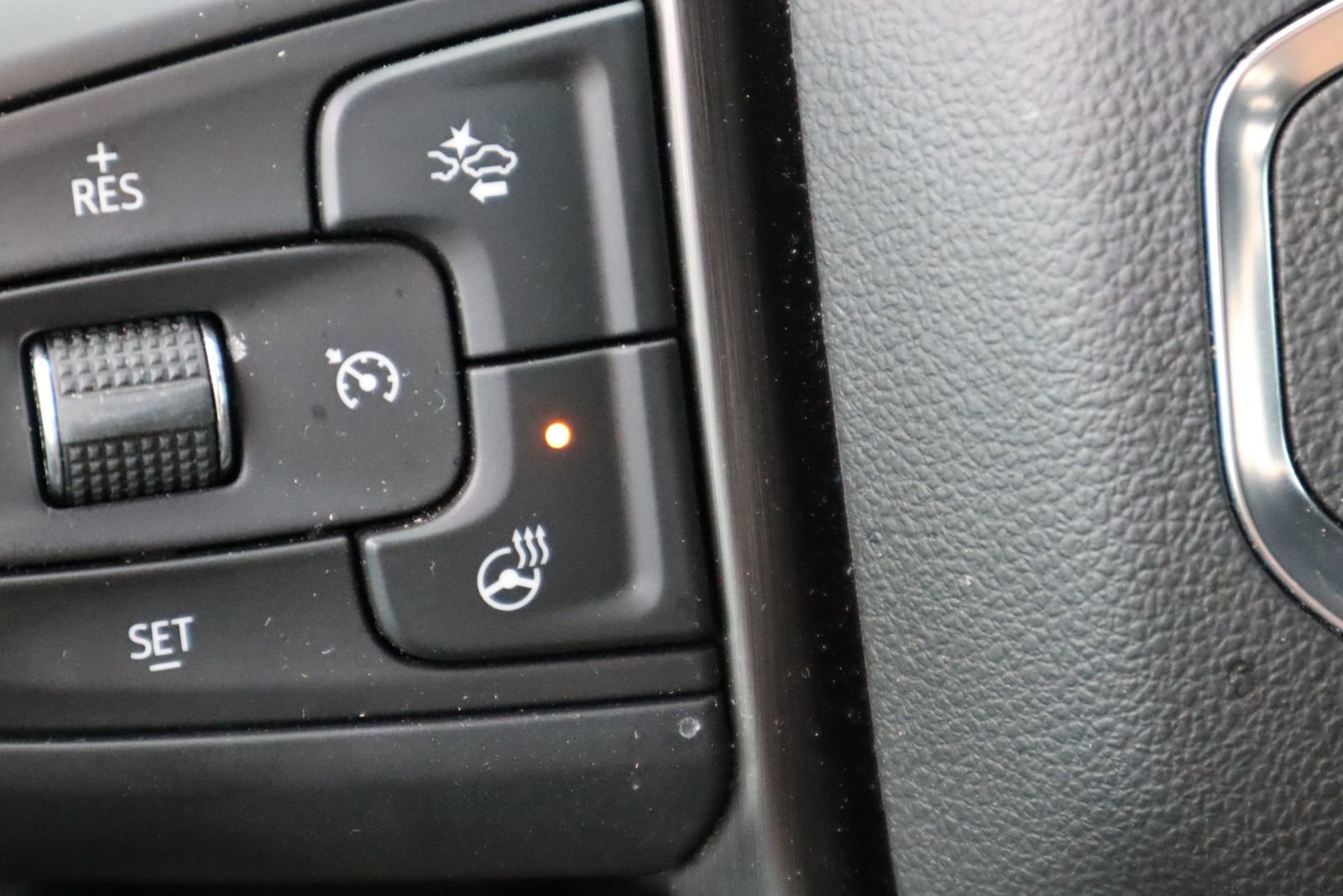 Used 2024 GMC Sierra 1500 AT4 w/ Technology Package image 34