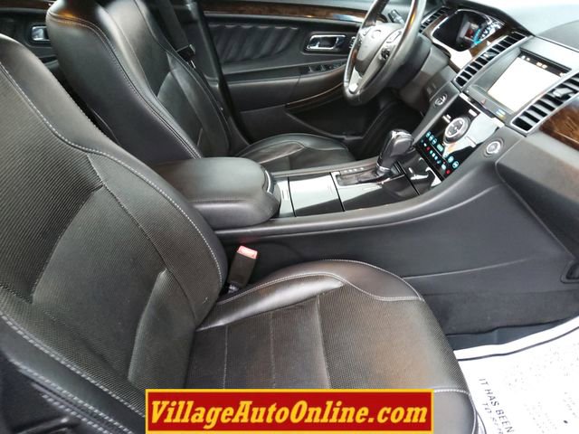 Used 2019 Ford Taurus Limited image 29
