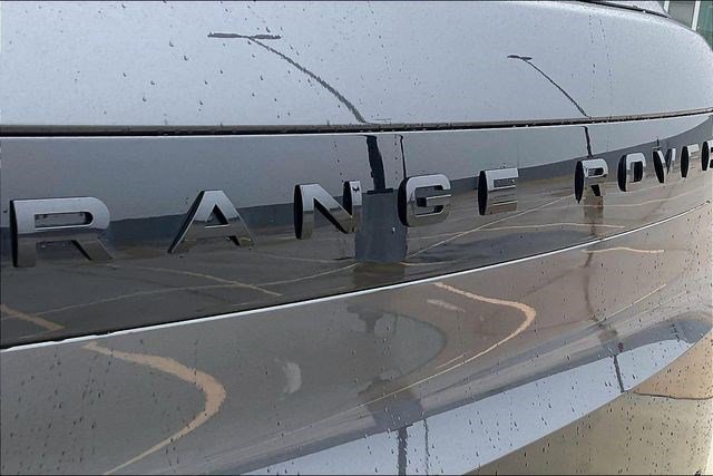 New 2025 Land Rover Range Rover Sport SE image 9