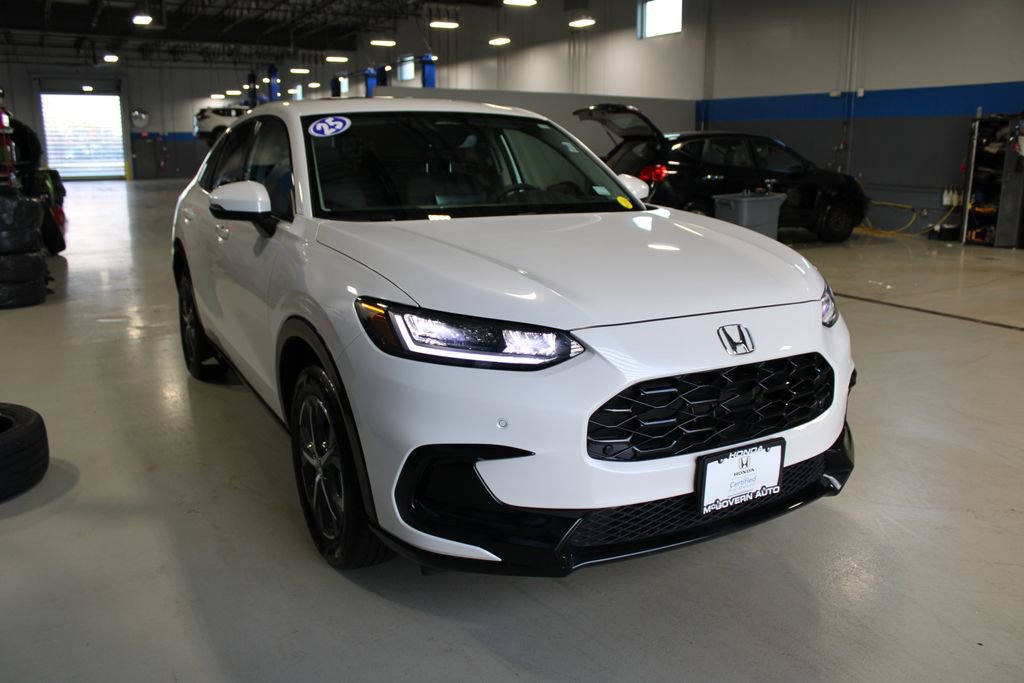 Certified 2025 Honda HR-V EX-L image 4