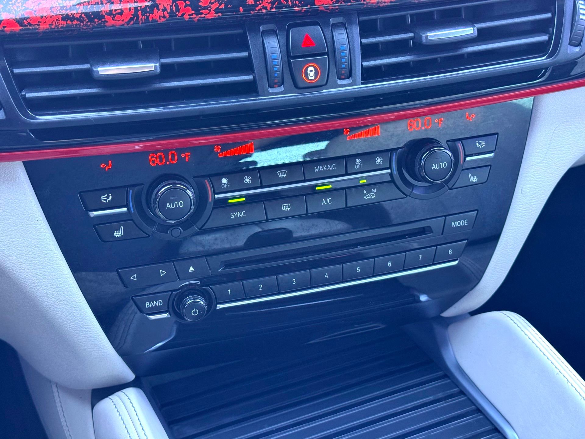 Used 2018 BMW X6 xDrive50i image 30