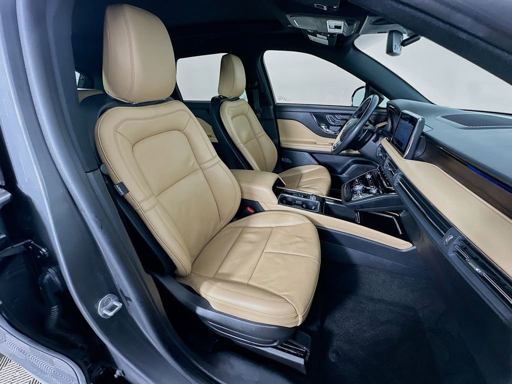 Used 2022 Lincoln Corsair Reserve w/ Elements Package FWD image 29