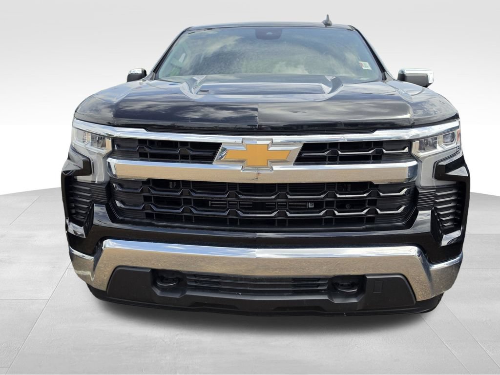 Used 2023 Chevrolet Silverado 1500 LT AWD/4WD image 3