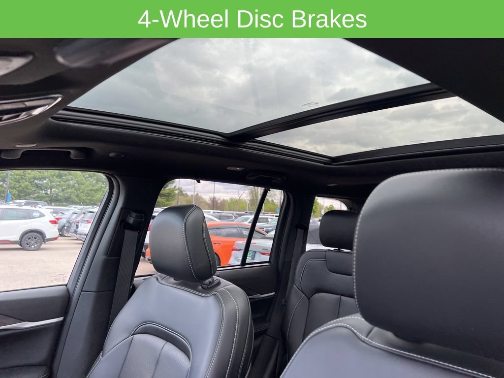 Used 2025 Jeep Grand Cherokee Limited w/ Luxury Tech Group II AWD/4WD image 24