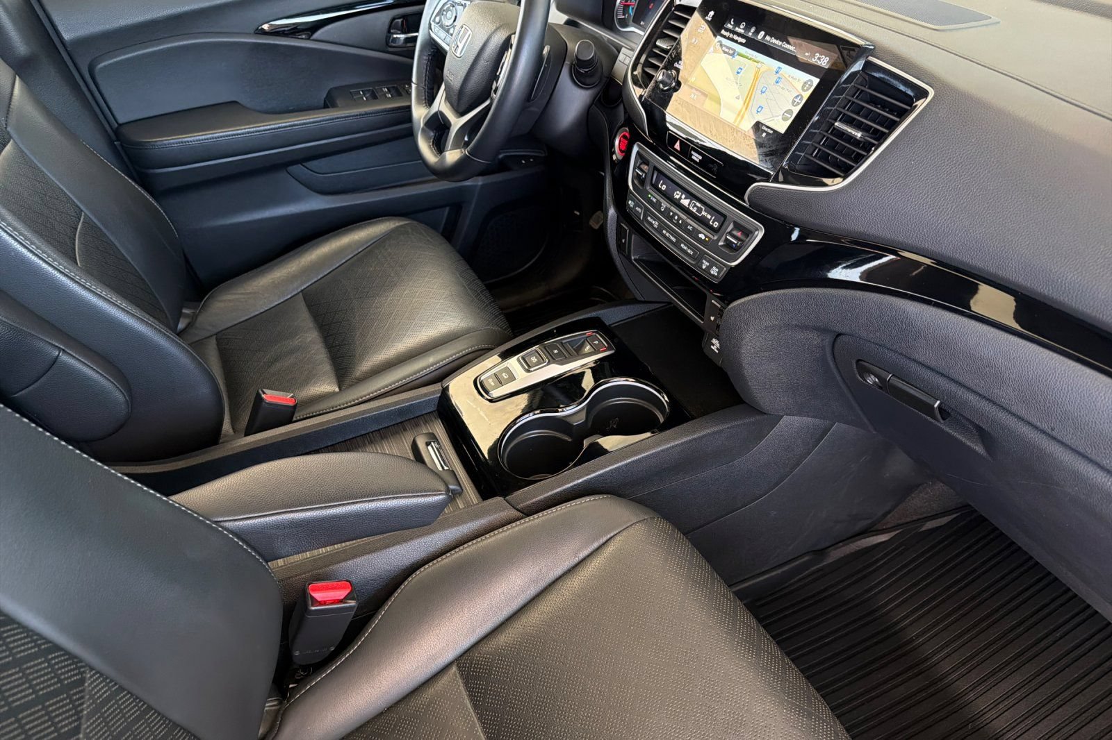 Used 2021 Honda Passport Touring image 17