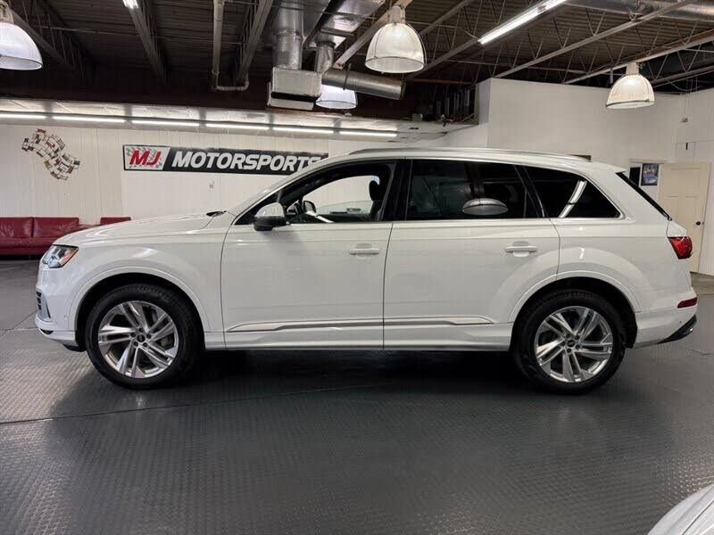 Used 2021 Audi Q7 3.0T Premium Plus w/ Executive Package AWD/4WD image 6