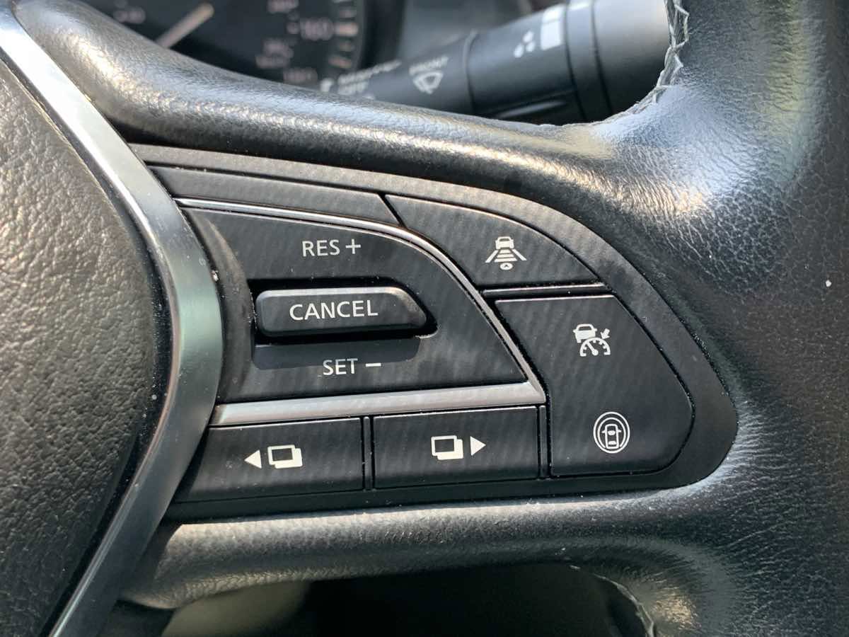 Used 2021 INFINITI Q50 Sensory image 16