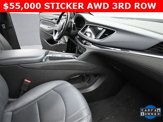 Used 2024 Buick Enclave Premium image 20