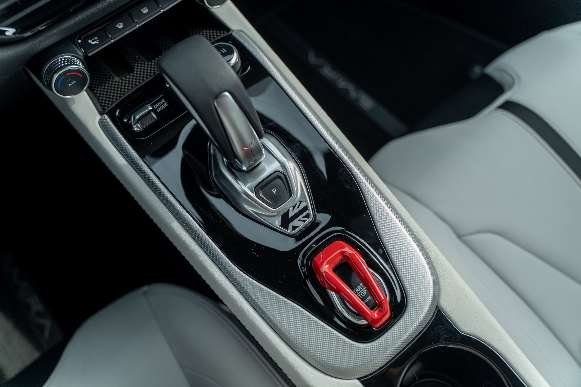 Used 2026 Lotus Emira SE image 28