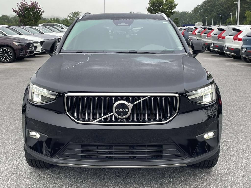 Used 2023 Volvo XC40 B5 Plus w/ Protection Package Premier AWD/4WD image 23