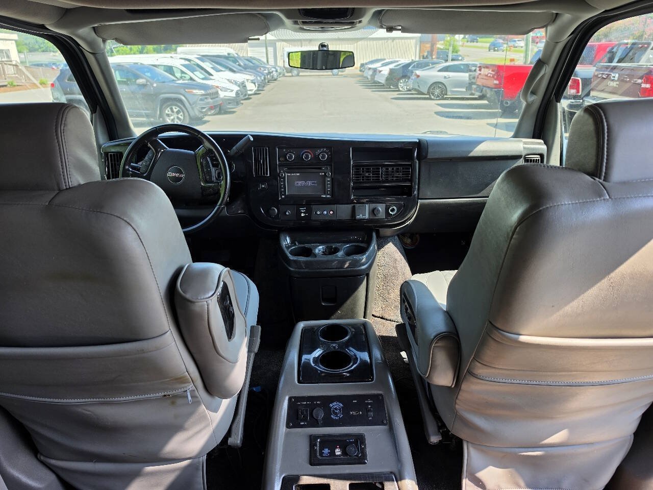 Used 2015 GMC Savana 2500 Extended RWD image 7