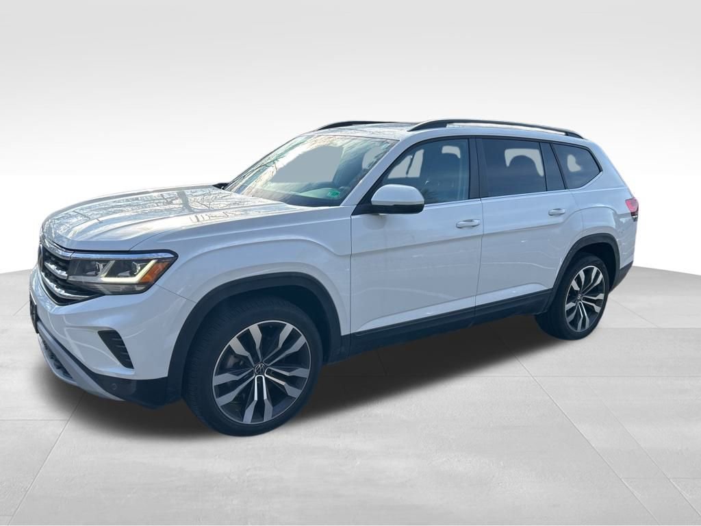 Used 2022 Volkswagen Atlas SE w/ Panoramic Sunroof Package image 2