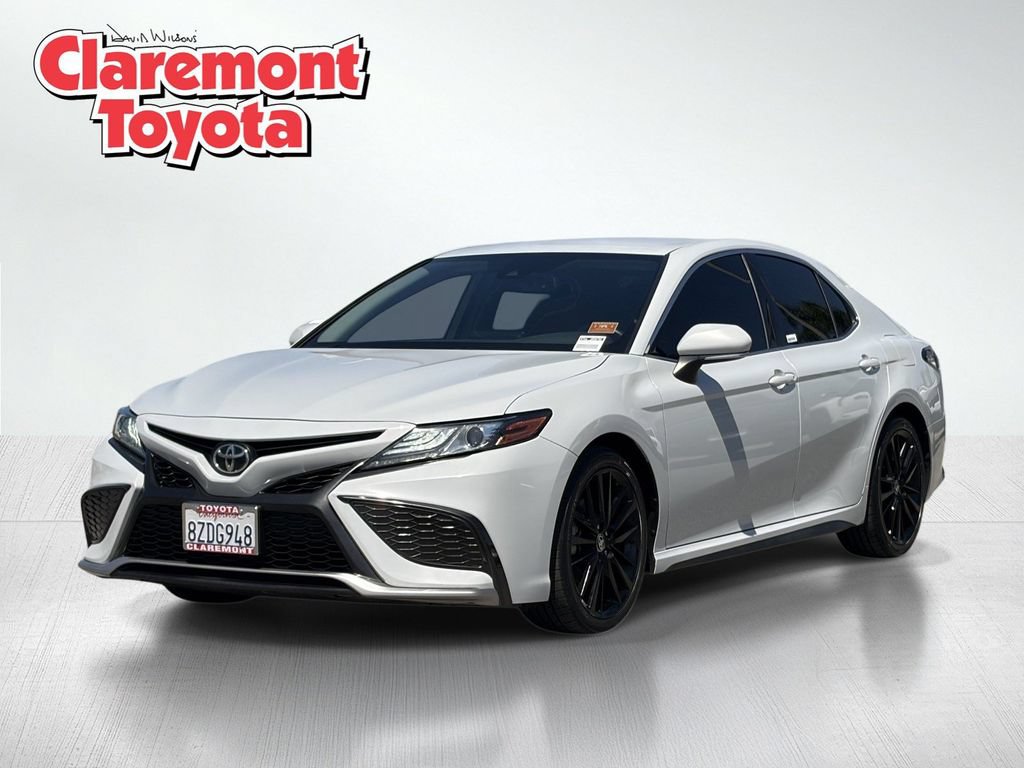 Certified 2022 Toyota Camry XSE FWD image 1