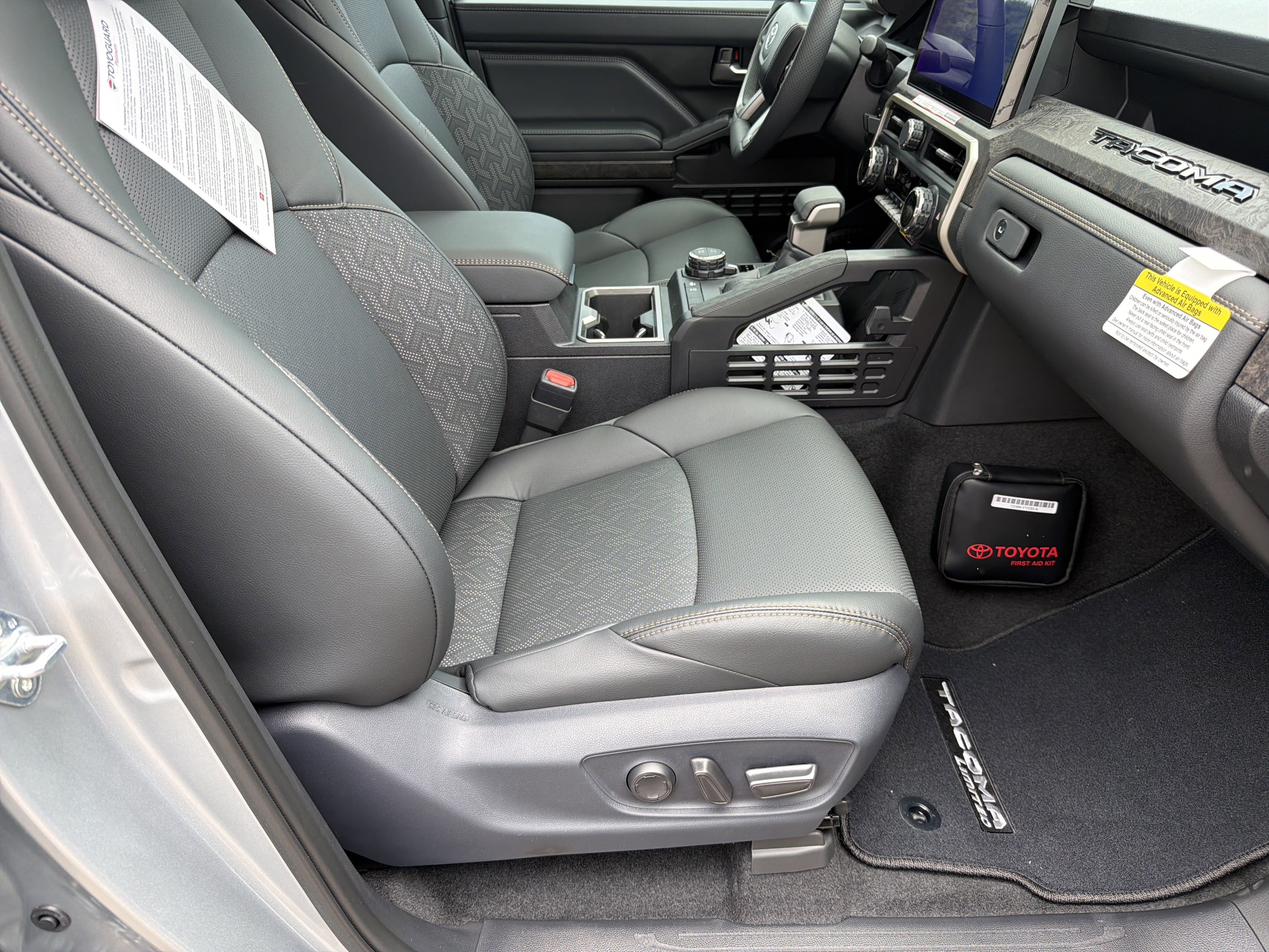 New 2026 Toyota Tacoma Limited AWD/4WD image 13