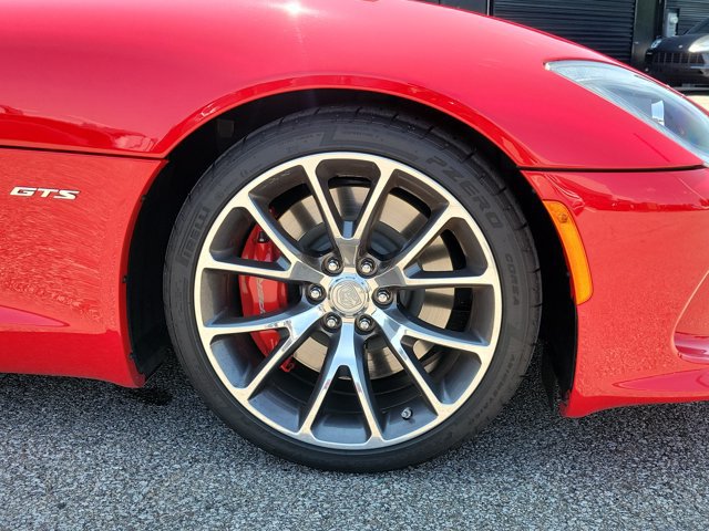 Used 2013 SRT Viper GTS w/ GTS Laguna Interior Pkg RWD image 8