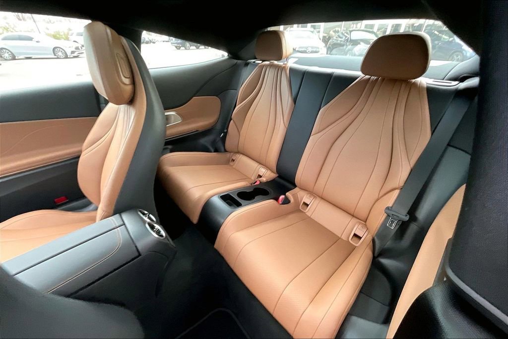 New 2026 Mercedes-Benz CLE 300 4MATIC Coupe image 9