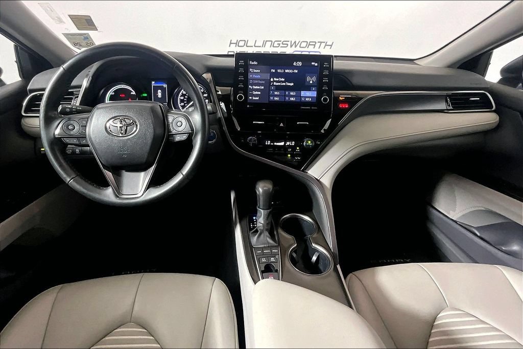 Used 2024 Toyota Camry SE w/ Audio Upgrade Package FWD image 11