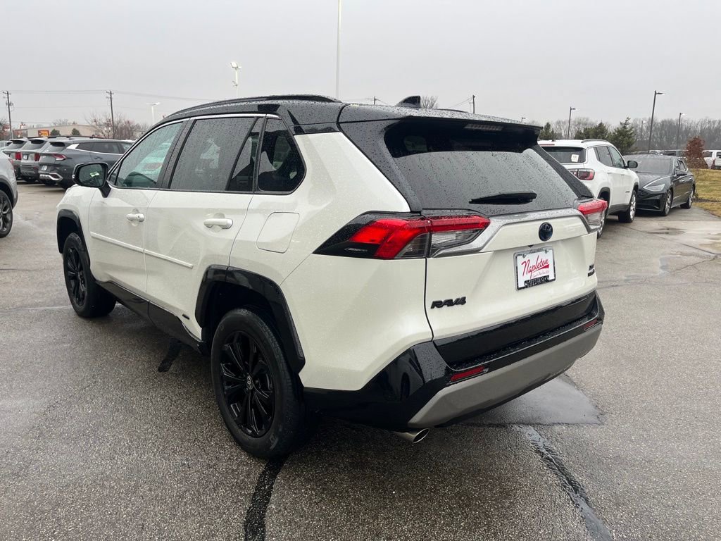 Used 2022 Toyota RAV4 XSE w/ XSE Grade Weather Package image 5