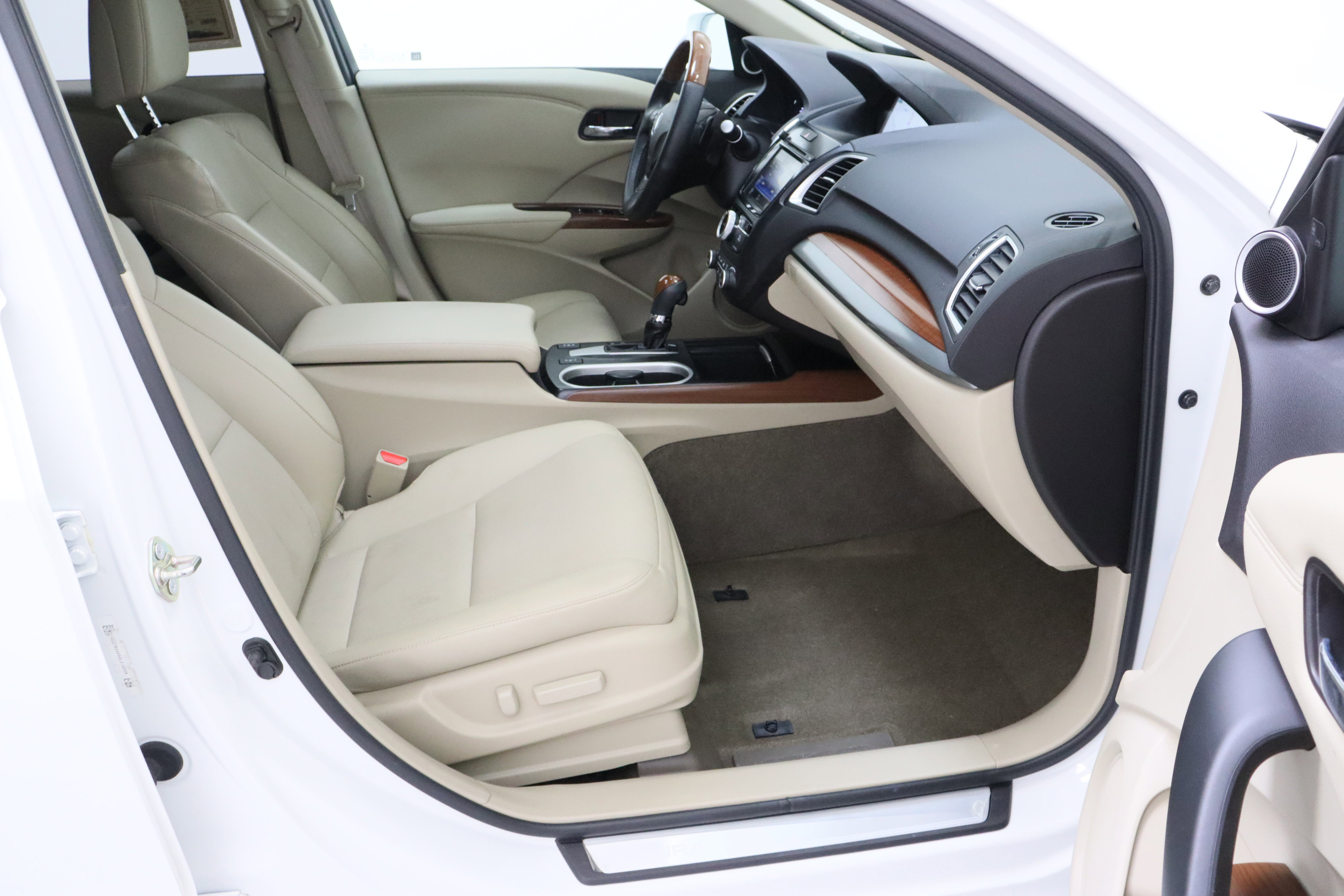 Used 2016 Acura RDX FWD w/ Technology Package image 41