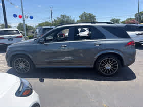 Used 2023 Mercedes-Benz GLE 450 4MATIC video 3