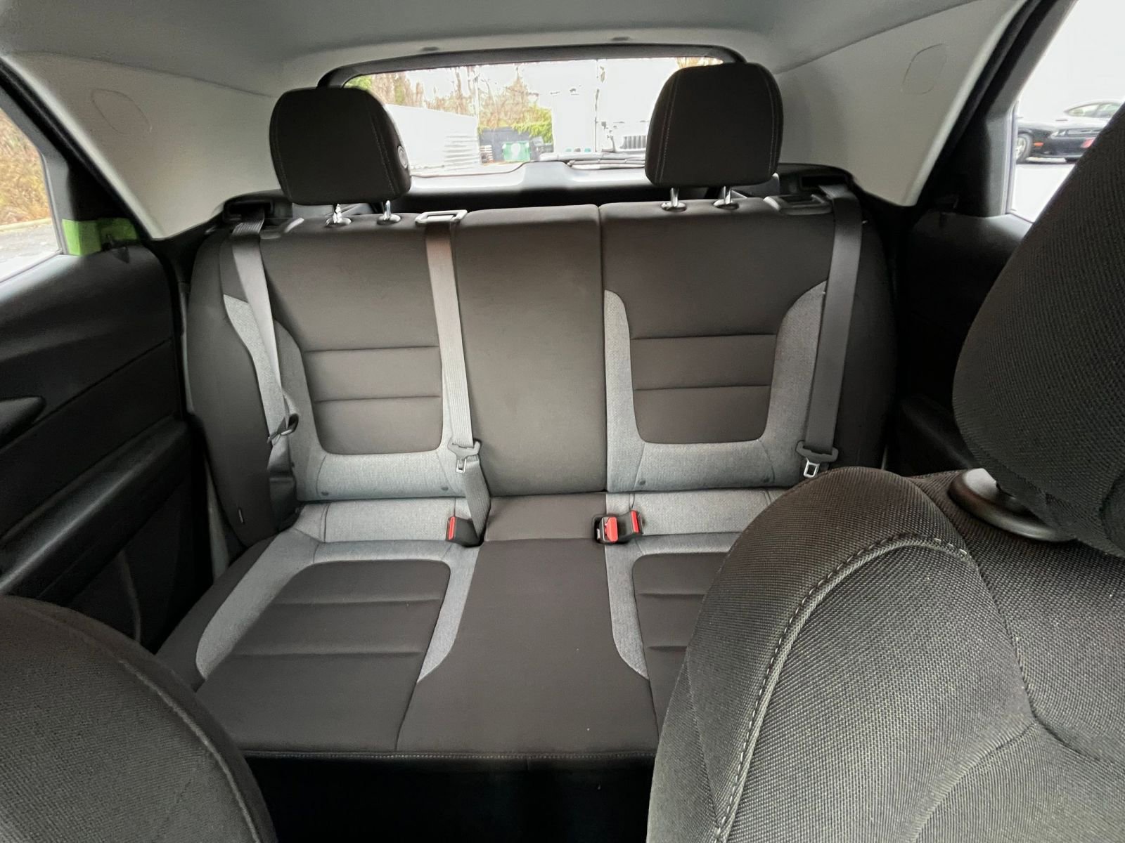 Used 2025 Chevrolet TrailBlazer LT image 32