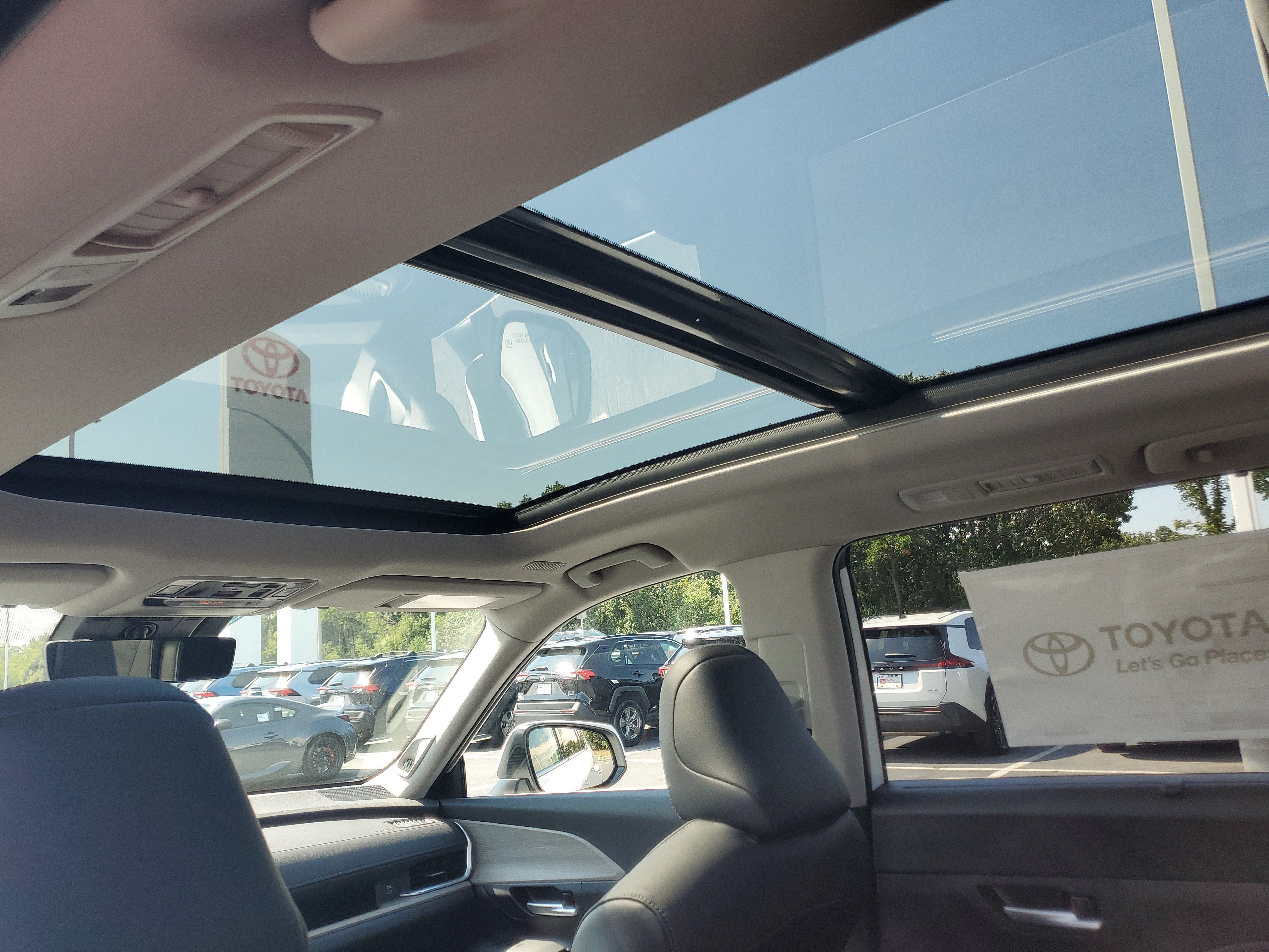 New 2026 Toyota Grand Highlander AWD image 12