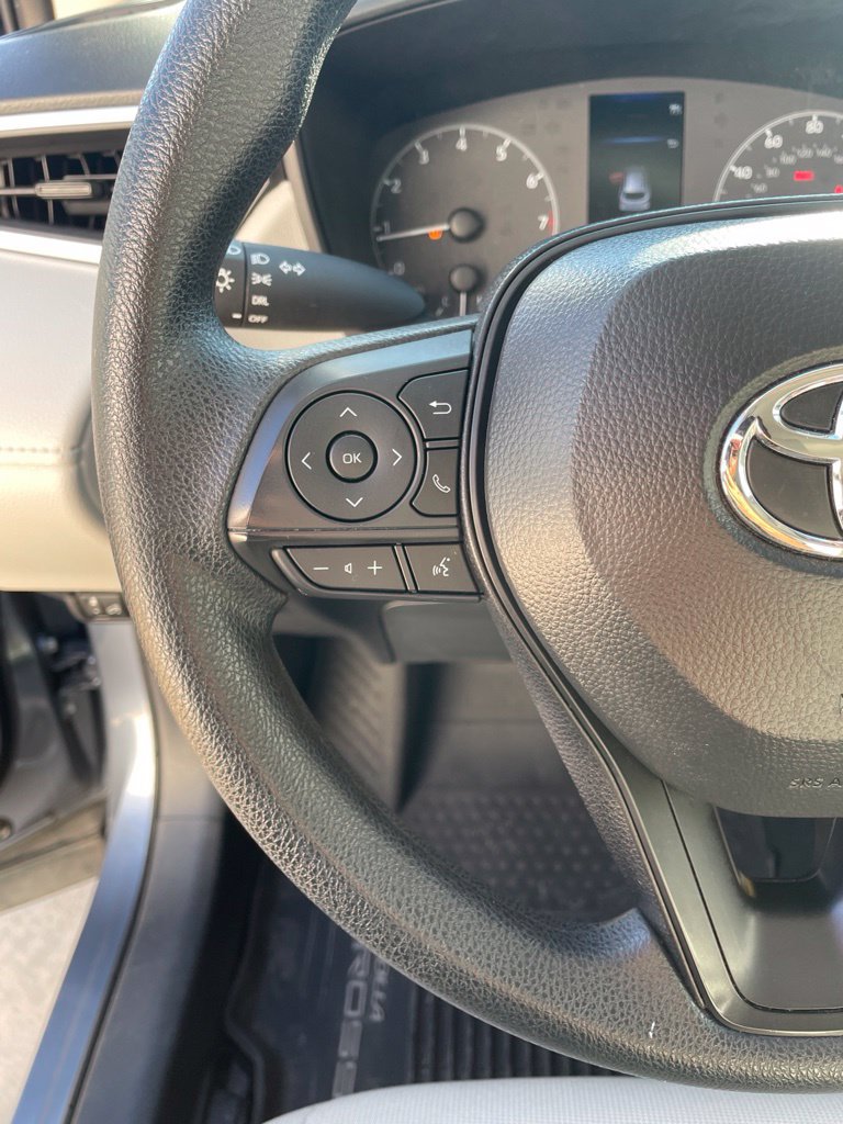 Used 2025 Toyota Corolla Cross L FWD image 15