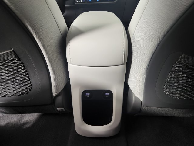 Certified 2024 Hyundai Ioniq 5 Limited AWD/4WD image 17