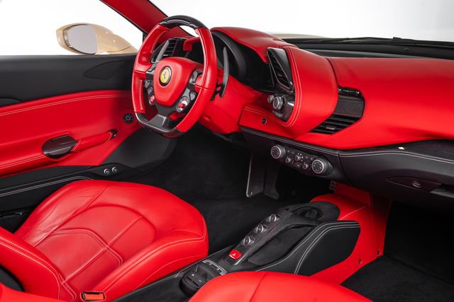 Used 2018 Ferrari 488 Spider RWD image 51