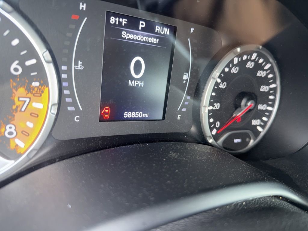 Used 2018 Jeep Renegade Latitude w/ Popular Equipment Group image 4