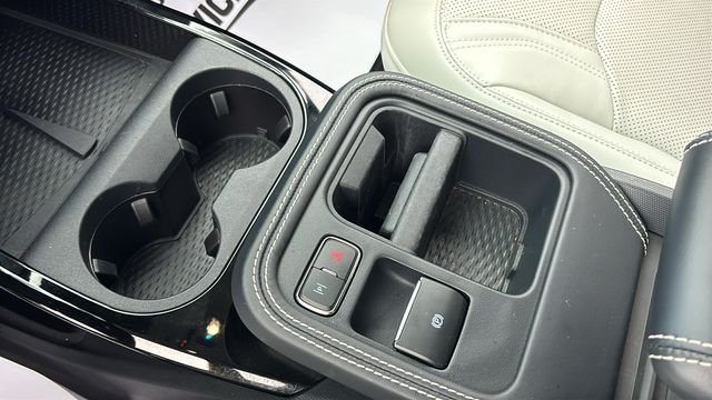 Used 2025 Ford Mustang Mach-E Premium RWD image 19