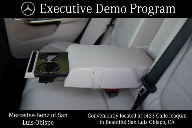 Used 2025 Mercedes-Benz C 300 Sedan image 26