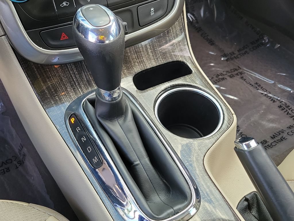 Used 2015 Chevrolet Malibu LT w/ Power Convenience Package FWD image 26