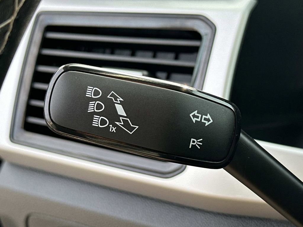 Used 2022 Volkswagen Atlas SE image 18