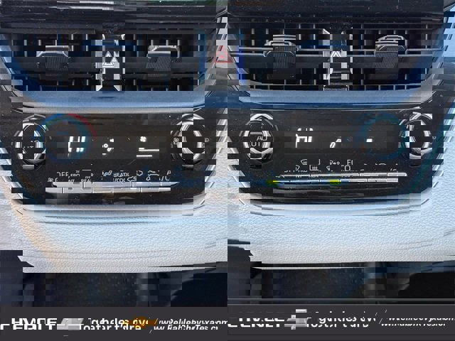 Used 2022 Toyota Corolla LE image 18