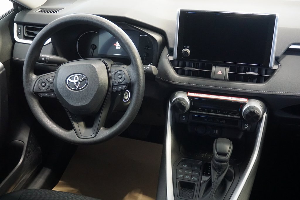 New 2025 Toyota RAV4 LE image 27