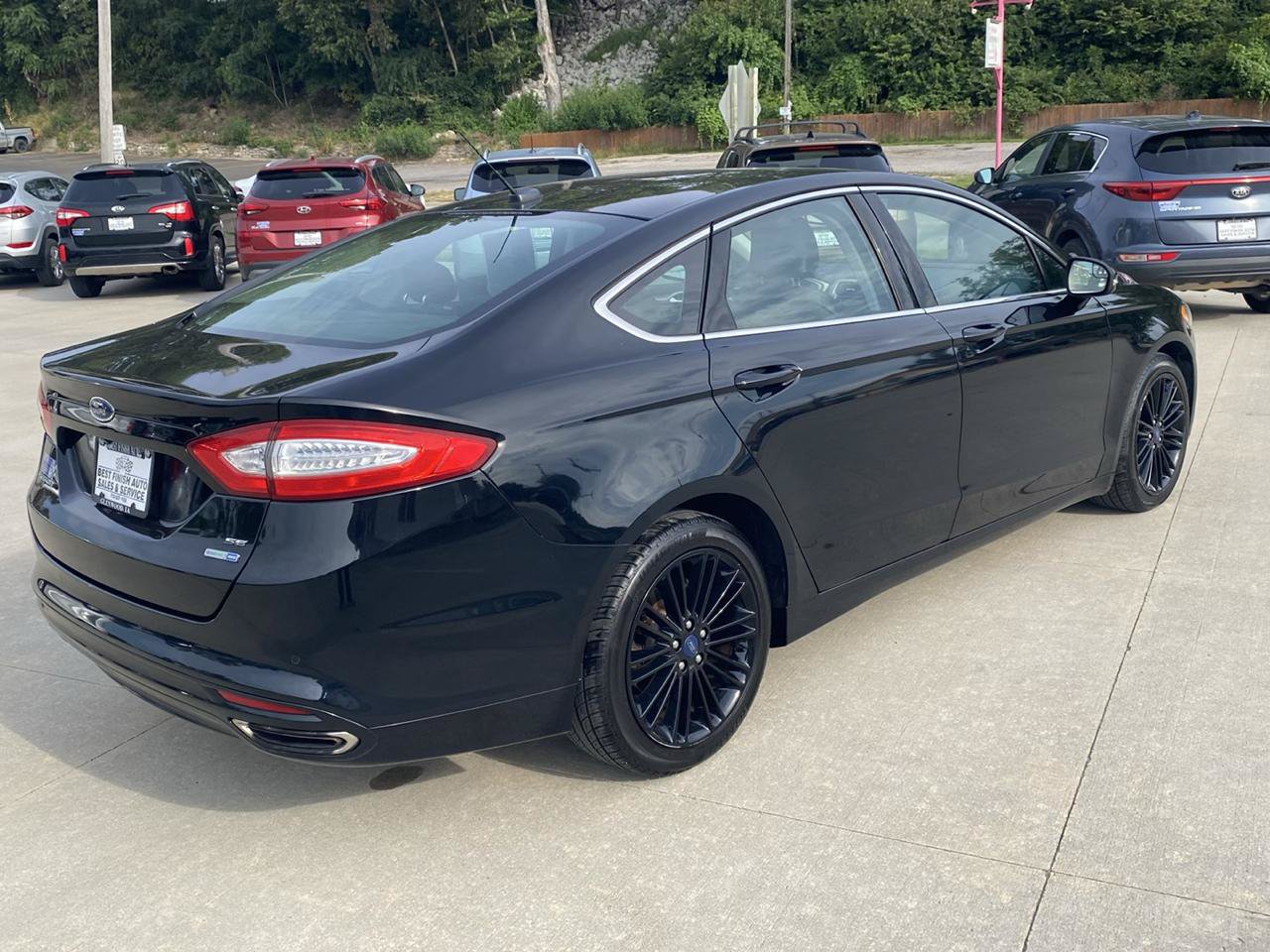 Used 2016 Ford Fusion SE w/ Equipment Group 202A AWD/4WD image 6