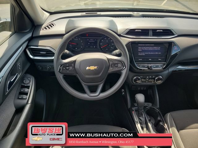Used 2021 Chevrolet TrailBlazer LT w/ Convenience Package FWD image 11