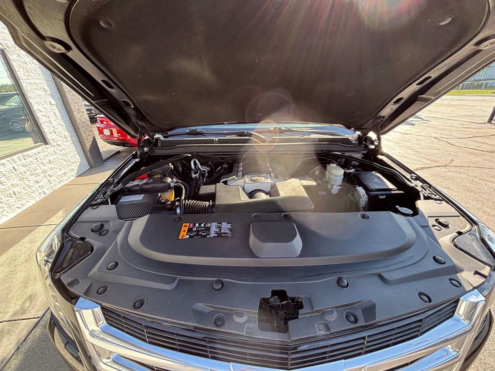 Used 2020 Cadillac Escalade Premium Luxury image 20