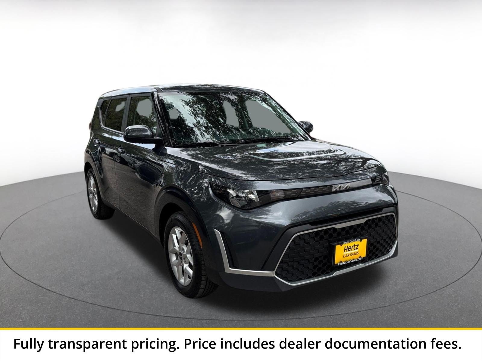 Used 2025 Kia Soul LX w/ LX Technology Package FWD image 1