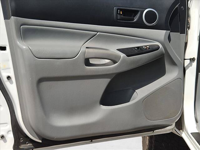 Used 2012 Toyota Tacoma PreRunner w/ SR5 Pkg RWD image 9