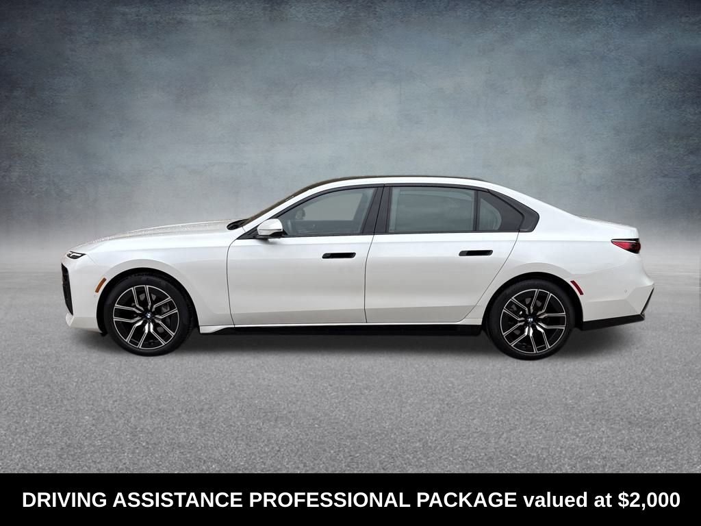Used 2025 BMW 740i xDrive video 2